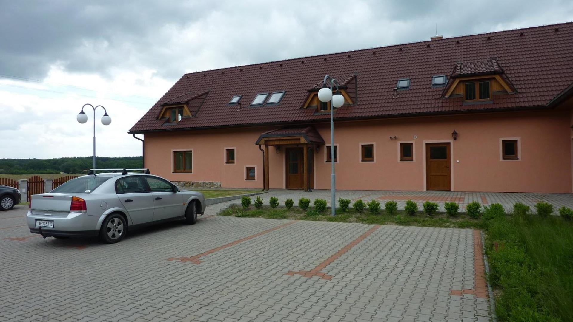 Penzion Slavka Tremosnice ภายนอก รูปภาพ